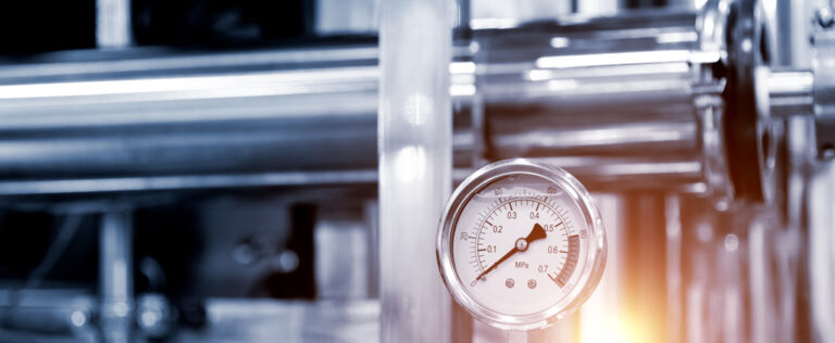 Heating Hydraulic Oil with Tempco Cast-In Circulation Heater