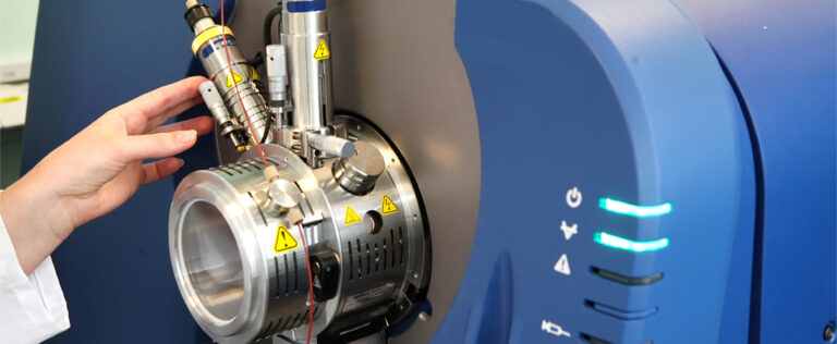 Miniature Heater Coil Assembly for Mass Spectrometry Analyzers